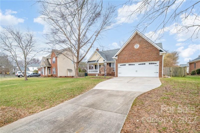 Property image 3 at 3811 Bent Creek Drive, Concord, NC 28027