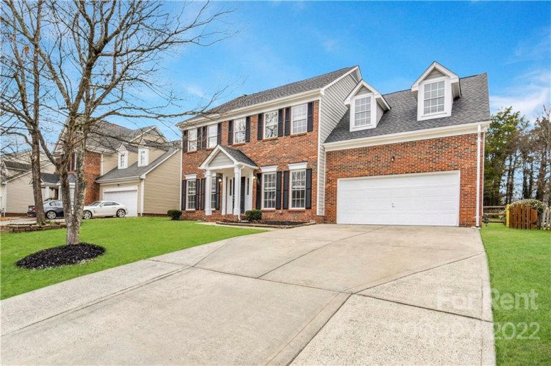 Property image 3 at 10619 Old Bridge Lane, Charlotte, NC 28269