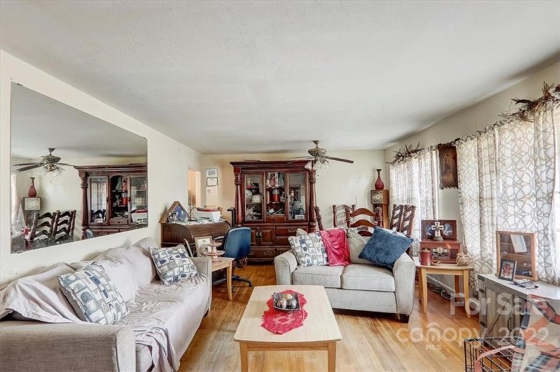 Property image 3 at 104 Balsam Road, Hendersonville, NC 28792