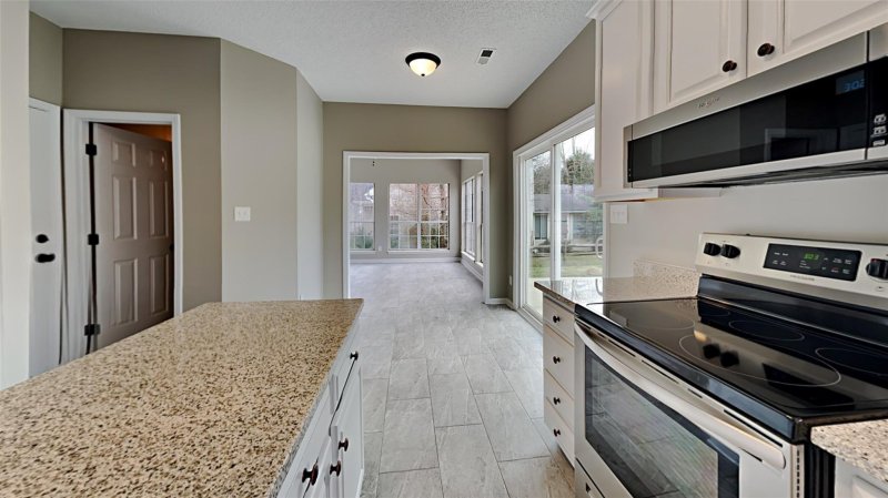 Property image 5 at 10004 Patrick Springs Court, Matthews, NC 28105