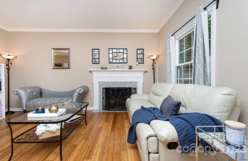 Property image 2 at 5941 Quail Hollow Road, Charlotte, NC 28210