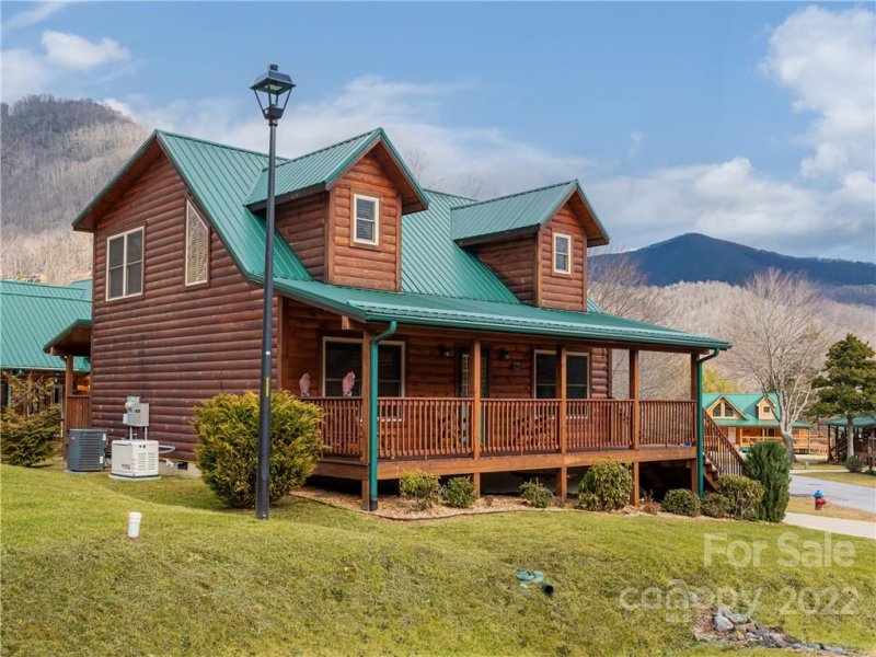 Property image 3 at 19 Meandering Way, Maggie Valley, NC 28751