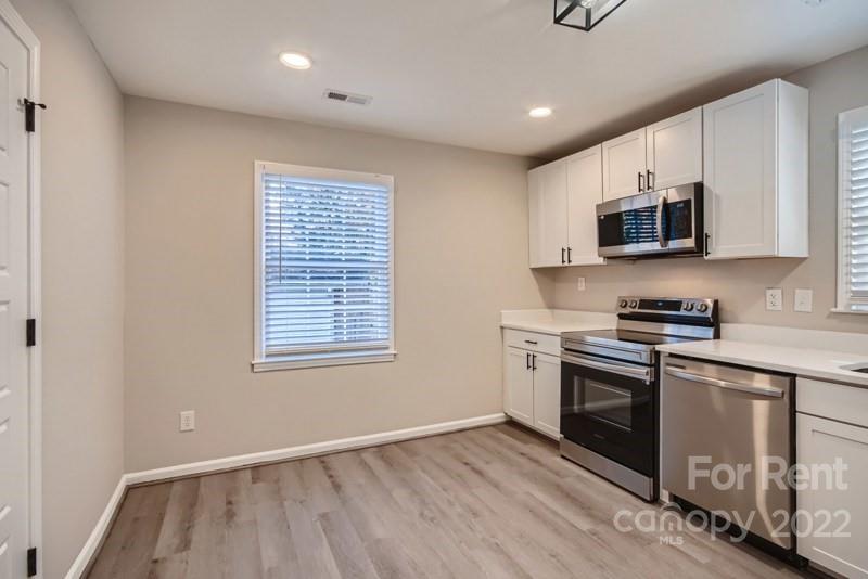 Property image 5 at 4336 Valeview Lane, Charlotte, NC 28269