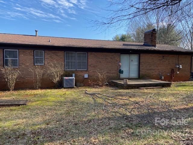 Property image 2 at 915 Woods Drive, Statesville, NC 28677