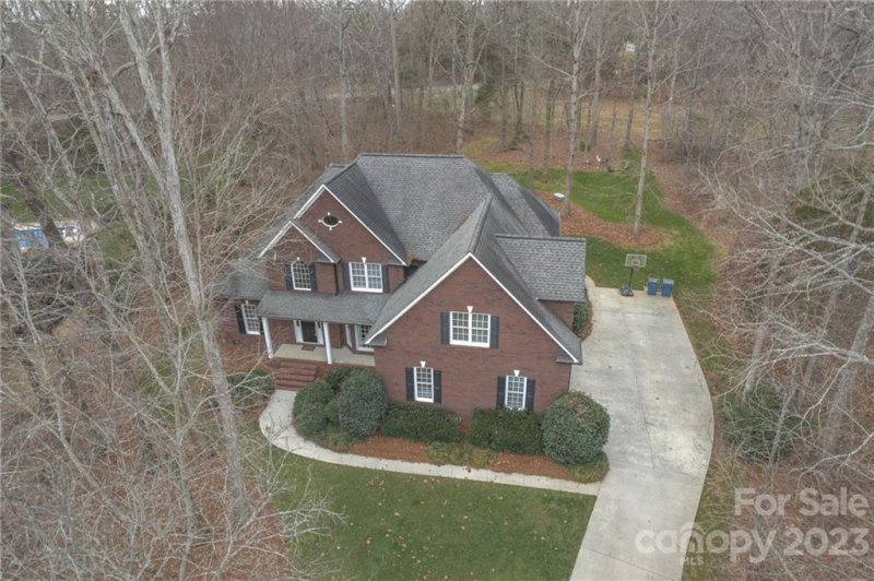 Property image 3 at 6341 Fox Chase Drive, Davidson, NC 28036
