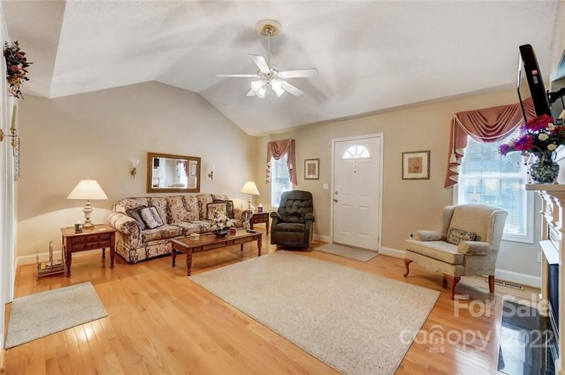 Property image 3 at 1515 Willow Drive, Salisbury, NC 28144