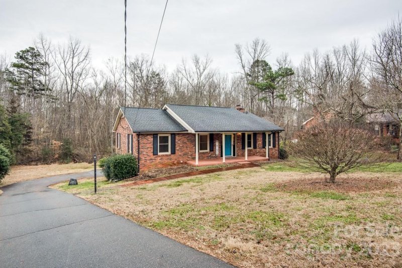 Property image 3 at 3834 23rd Street Lane, Hickory, NC 28601