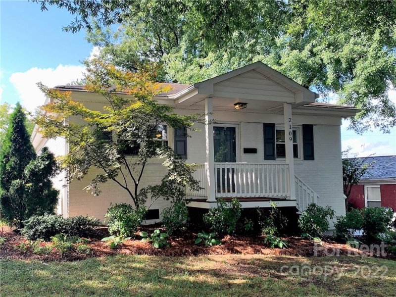 Property image 2 at 2109 Brewton Drive, Charlotte, NC 28206