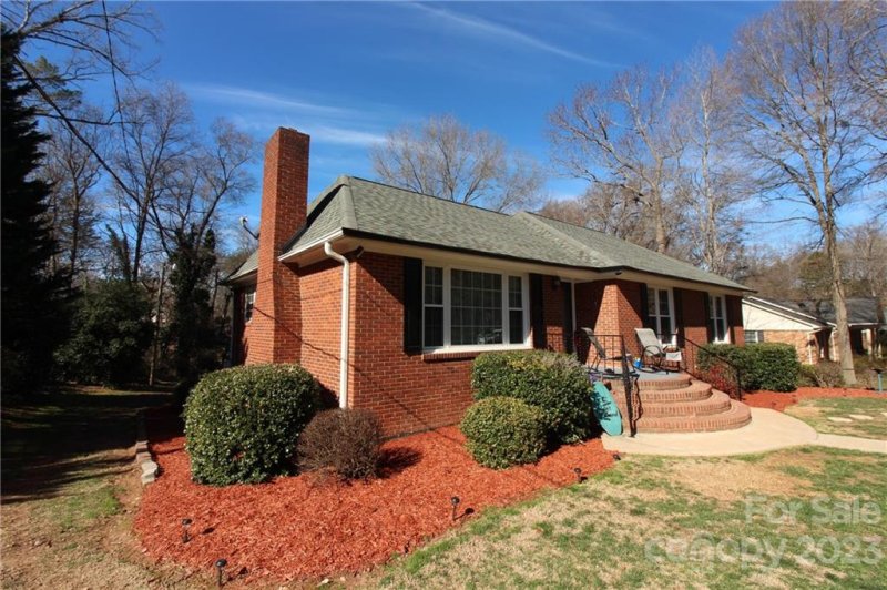 Property image 3 at 1451 Edenton Court, Gastonia, NC 28054
