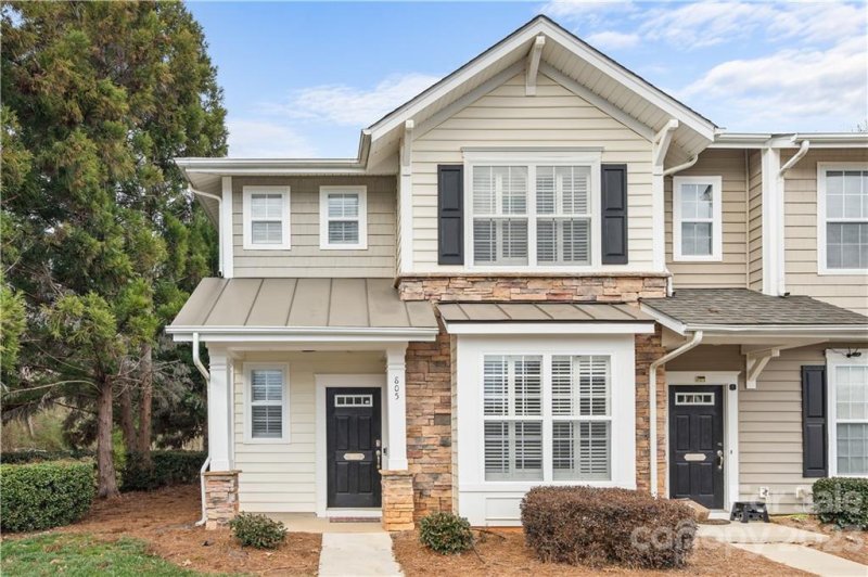 805 Lacebark Drive
