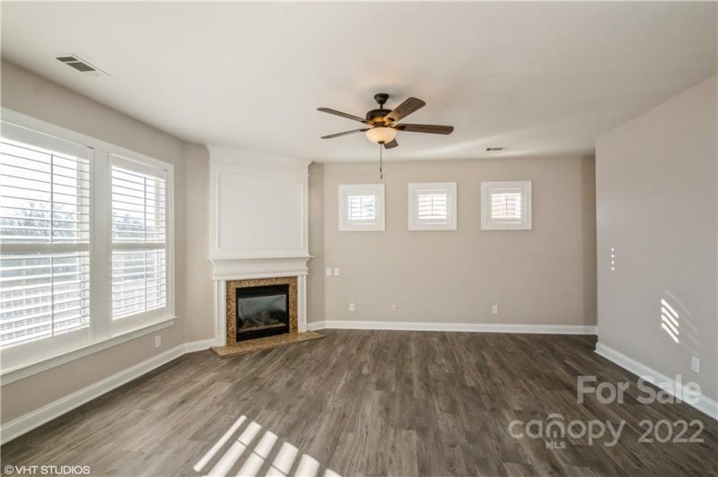 Property image 3 at 2530 Nw Mountain Laurel Avenue, Concord, NC 28027