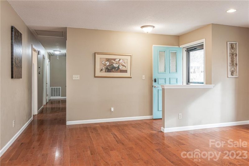 Property image 4 at 217 Park Lane, Hendersonville, NC 28791