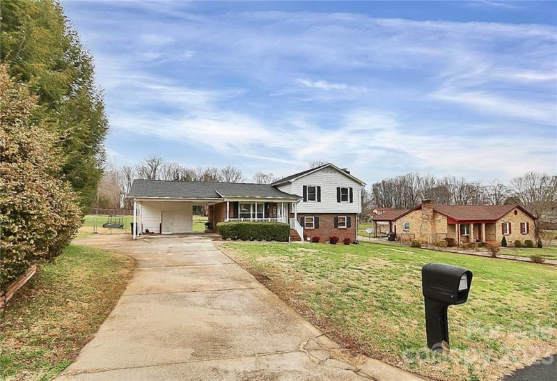 Property image 4 at 510 Oregon Way, Gastonia, NC 28056