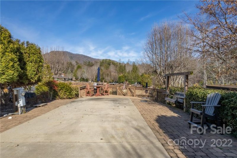 Property image 3 at 148 Cornell Circle, Lake Lure, NC 28746