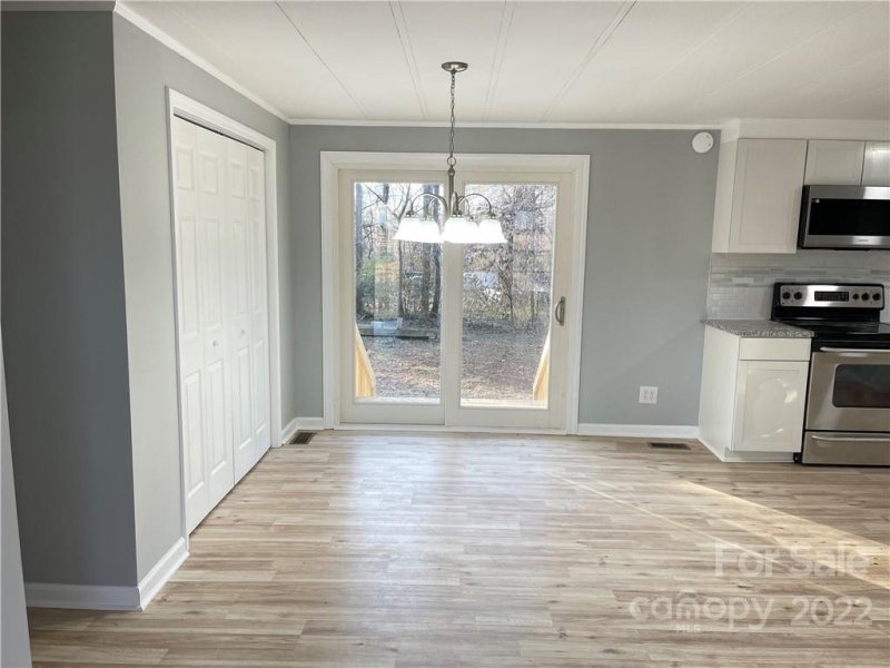 Property image 4 at 2209 Sunset Boulevard, Charlotte, NC 28269