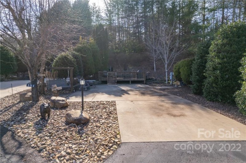 Property image 2 at 151 Cornell Circle, Lake Lure, NC 28746