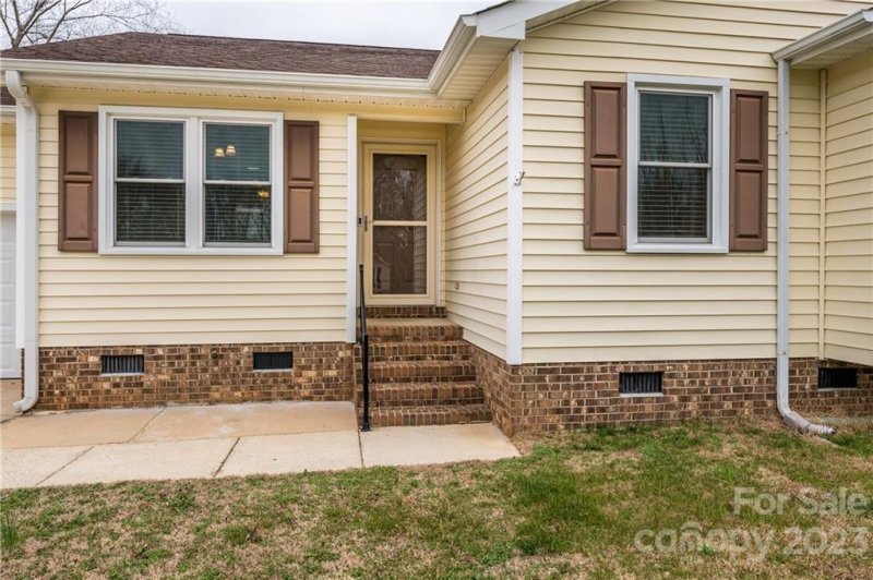 Property image 2 at 3626 Farm Lake Drive, Concord, NC 28027