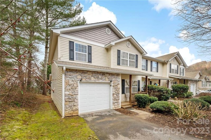 Property image 2 at 23 Bridgestone Road, Swannanoa, NC 28778