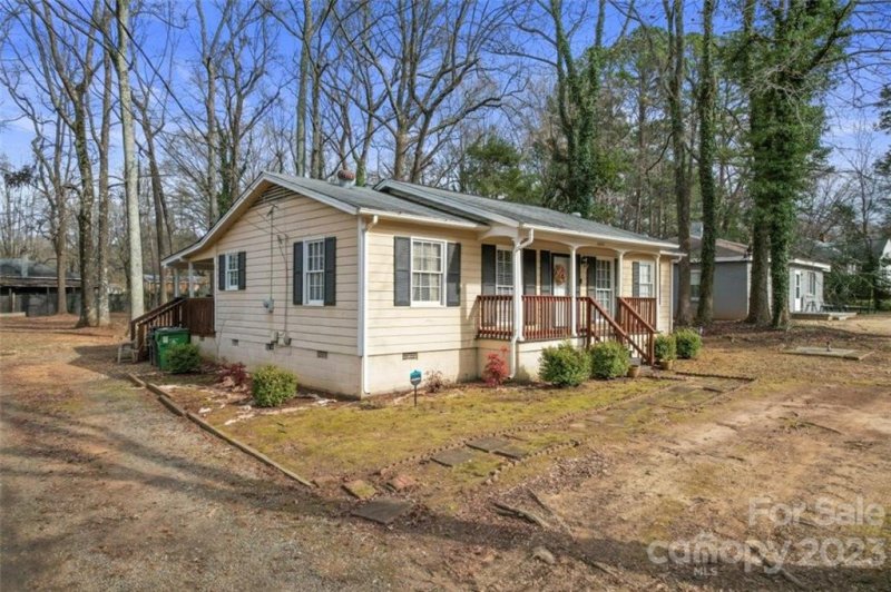 Property image 4 at 6005 Carver Boulevard, Charlotte, NC 28269