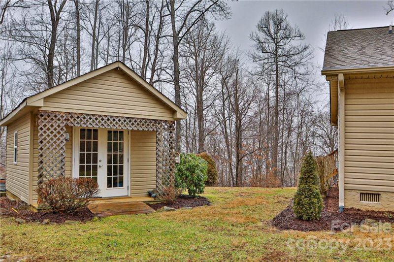 Property image 3 at 860 Safari Drive, Sylva, NC 28779