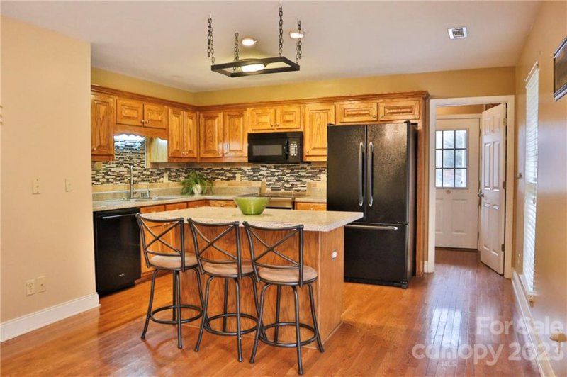 Property image 5 at 860 Safari Drive, Sylva, NC 28779