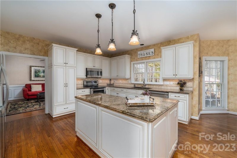 Property image 3 at 12930 Landing Green Drive, Charlotte, NC 28277