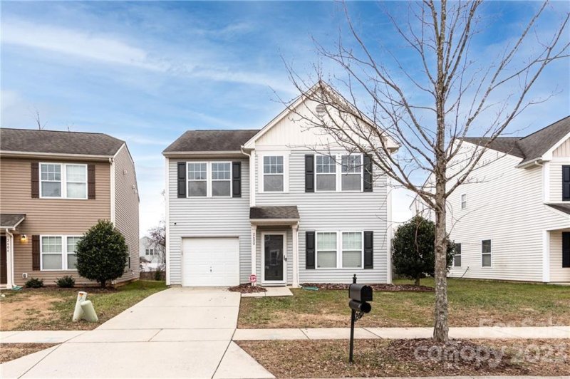 Property image 3 at 2600 Stream Bank Drive, Charlotte, NC 28269