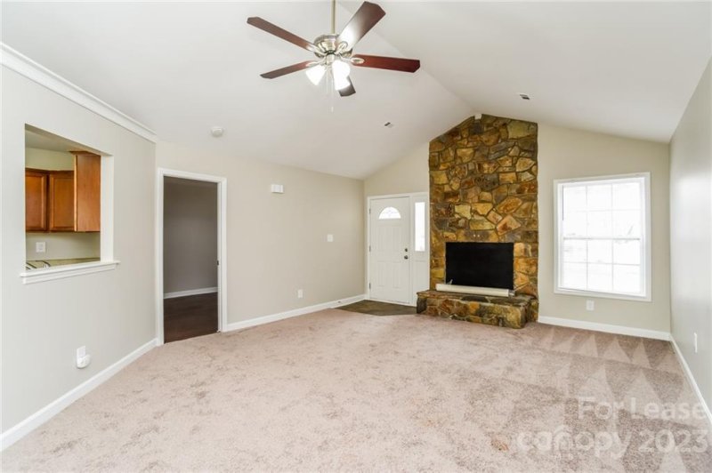 Property image 3 at 4610 Grenada Drive, Charlotte, NC 28227