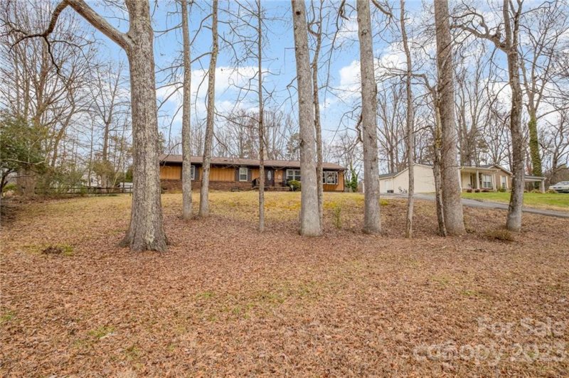 Property image 3 at 504 W Park Avenue, Mooresville, NC 28115
