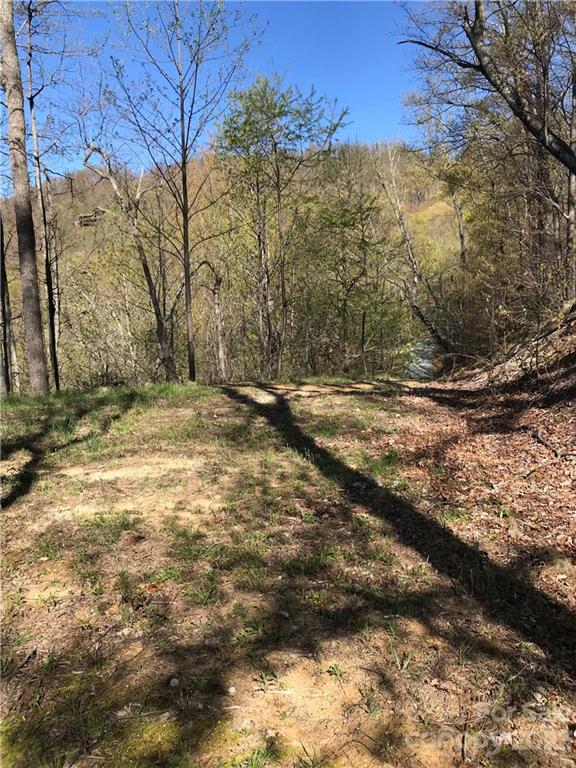 Property image 3 at 473 Kestrel Lane, Black Mountain, NC 28711