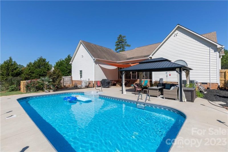 Property image 3 at 2005 Whiskery Court, York, SC 29745