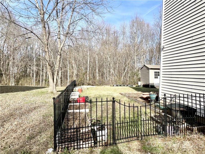 Property image 5 at 6221 Green Vista Court, Charlotte, NC 28212