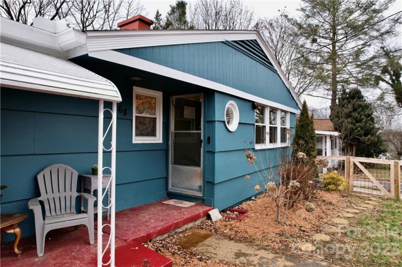 Property image 3 at 68 Vandalia Avenue, Asheville, NC 28806