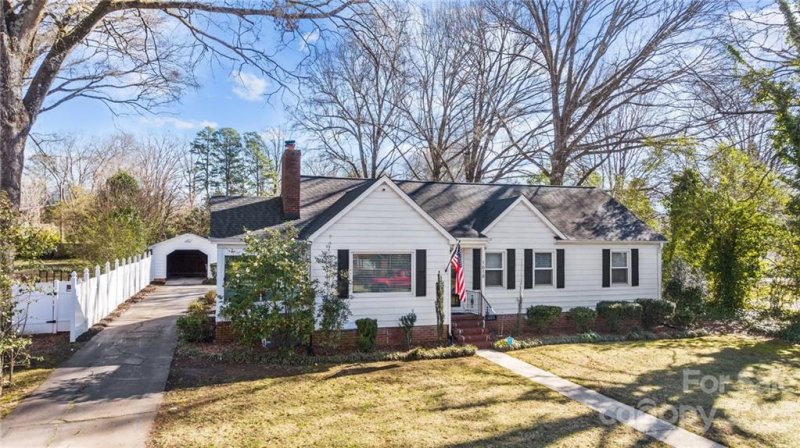 Property image 5 at 1618 Medford Drive, Charlotte, NC 28205