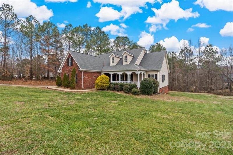 Property image 2 at 1812 Lantern Road, York, SC 29745