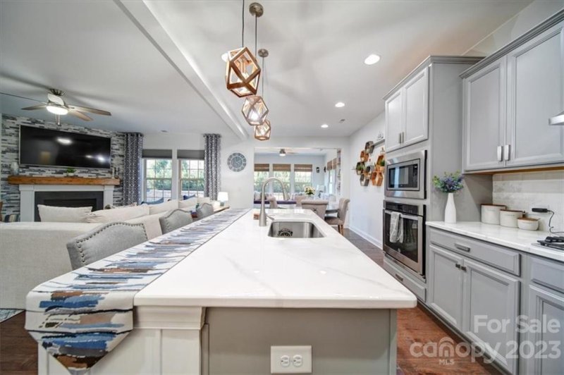 Property image 5 at 946 Ashton Oak Court, Fort Mill, SC 29715