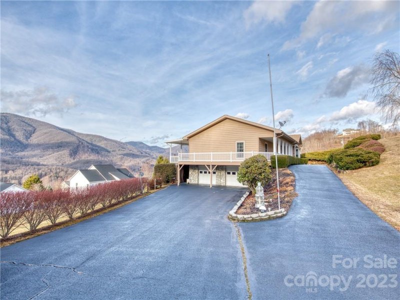 Property image 4 at 65 Butler Hill Drive, Waynesville, NC 28786