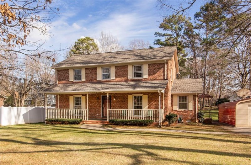 Property image 2 at 7108 Leesburg Road, Charlotte, NC 28215