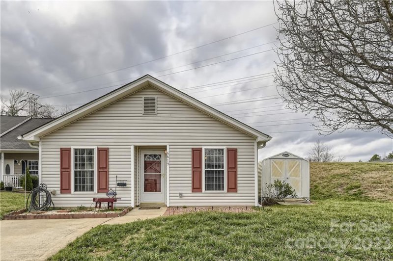 6619 Hampton Way Drive