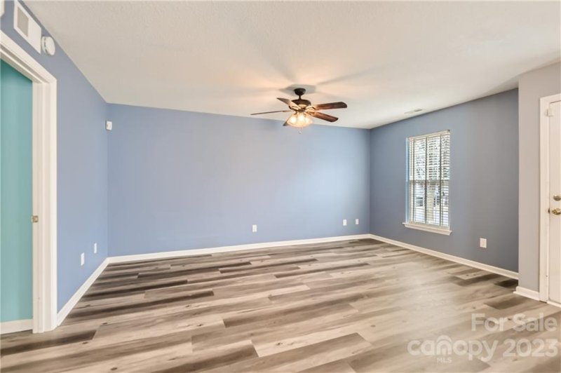Property image 3 at 6619 Hampton Way Drive, Charlotte, NC 28213