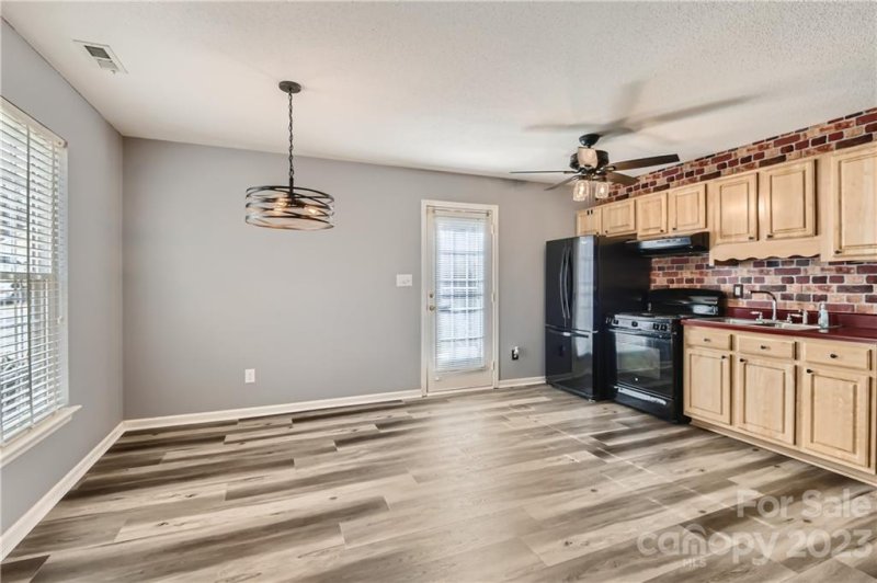 Property image 5 at 6619 Hampton Way Drive, Charlotte, NC 28213