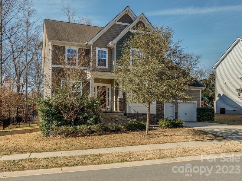 Property image 2 at 5941 Gilchrist Circle, Belmont, NC 28012