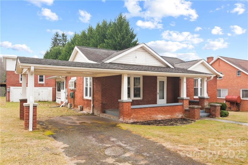 Property image 3 at 33 Carolina Avenue, Waynesville, NC 28786