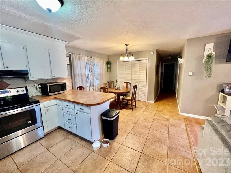 Property image 2 at 1150 Woodhill Drive, Shelby, NC 28152