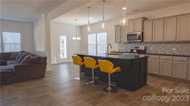 Property image 5 at 1036 Bramcote Lane, Charlotte, NC 28215