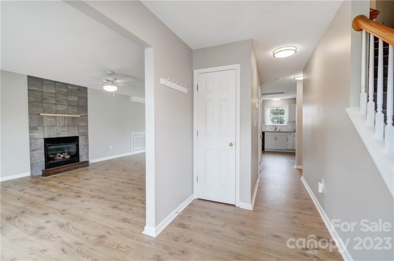 Property image 2 at 7109 Gallatin Lane, Charlotte, NC 28213