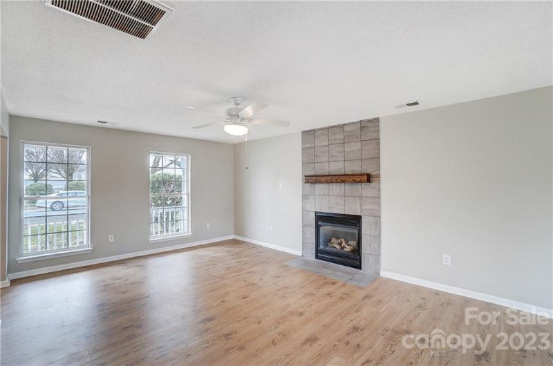 Property image 4 at 7109 Gallatin Lane, Charlotte, NC 28213