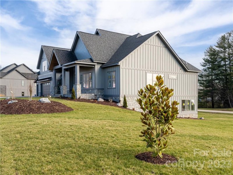 Property image 5 at 661 Daniel Circle Drive, Mills River, NC 28759