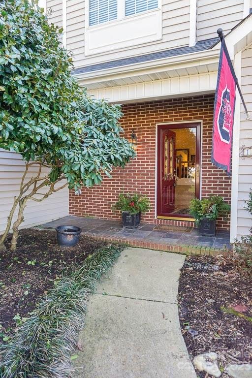 Property image 3 at 1518 34th Avenue Lane, Hickory, NC 28601