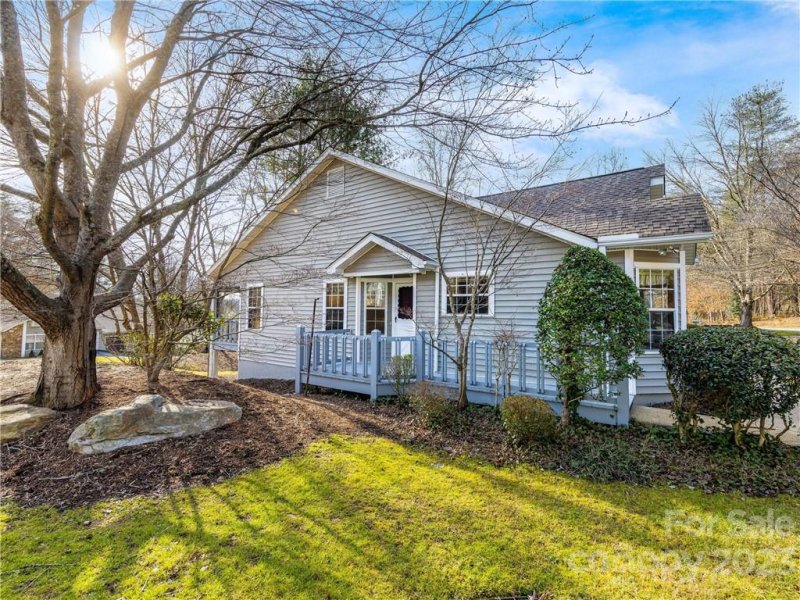 Property image 5 at 681 E Park Place, Hendersonville, NC 28791